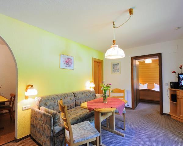 Apartamento Haus Raetikon Brand  Habitación foto